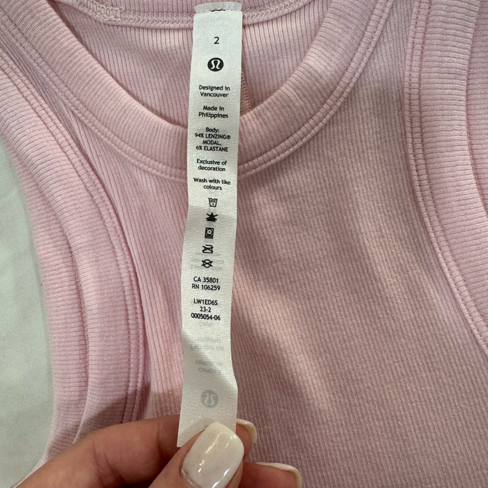 Lululemon Ribbed Crop Tank - Picture 5 of 5